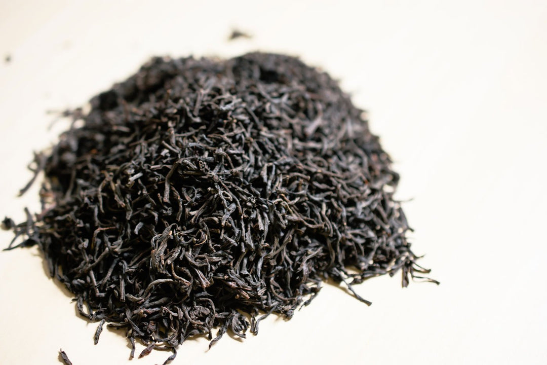 Close-up of a heap of loose decaf Ceylon tea
